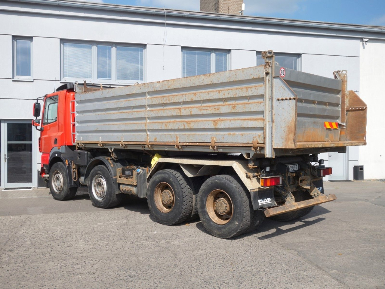 DAF CF85.410 8x4 mit Meiller - Kravas automašīna pašizgāzējs: foto 4 DAF CF85.410 8x4 mit Meiller - Kravas automašīna pašizgāzējs: foto 4