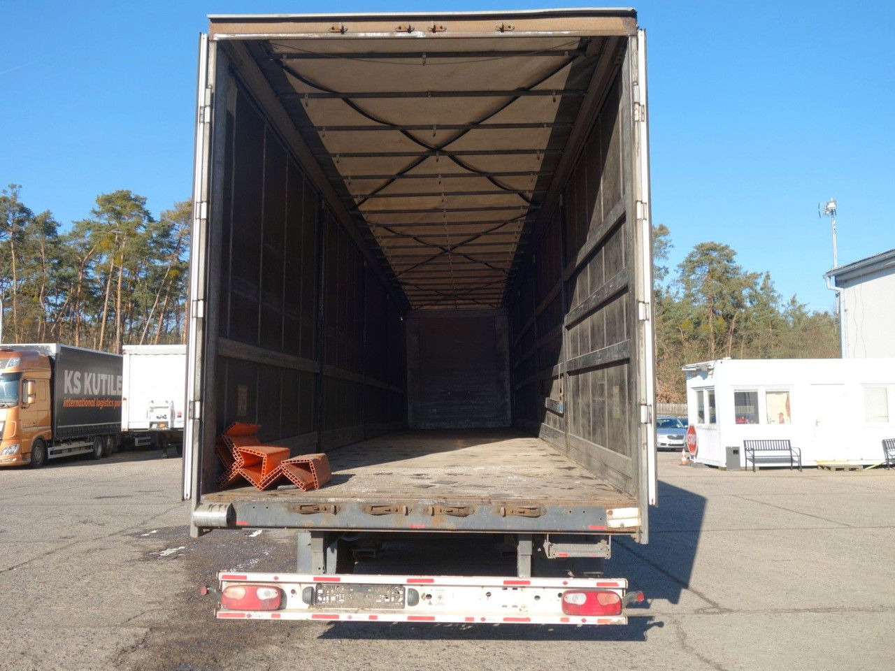 Fliegl SDS Standard, SAF Achsen - Tenta puspiekabe: foto 5 Fliegl SDS Standard, SAF Achsen - Tenta puspiekabe: foto 5