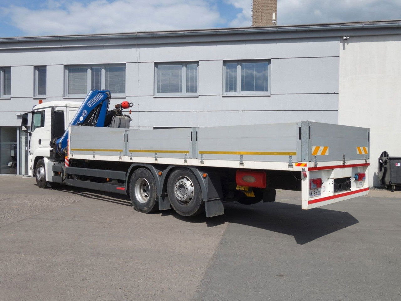 MAN TGS 26.360 FG 6x2 mit Fassi F210C - Kravas auto ar manipulatoru: foto 4 MAN TGS 26.360 FG 6x2 mit Fassi F210C - Kravas auto ar manipulatoru: foto 4