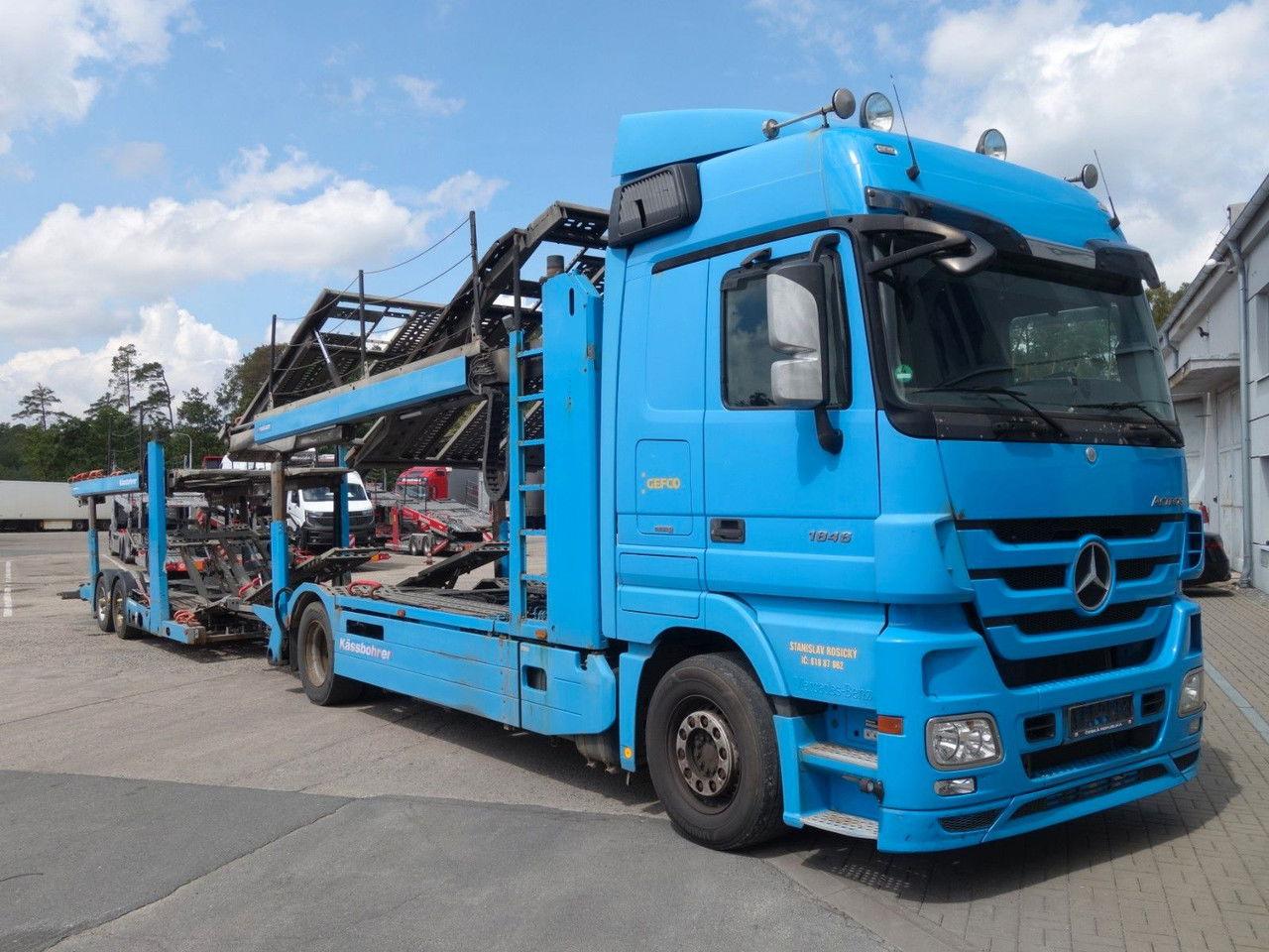 Mercedes-Benz Actros 1846 mit Kässbohrer Metago/Vario - Autovedējs: foto 3 Mercedes-Benz Actros 1846 mit Kässbohrer Metago/Vario - Autovedējs: foto 3