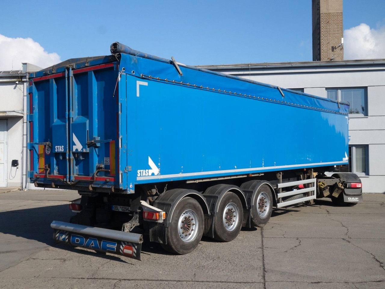 Puspiekabe pašizgāzējs Stas Alu kipper, 50 cm3, Liftachse, SAF, Rollplane: foto 7 Puspiekabe pašizgāzējs Stas Alu kipper, 50 cm3, Liftachse, SAF, Rollplane: foto 7