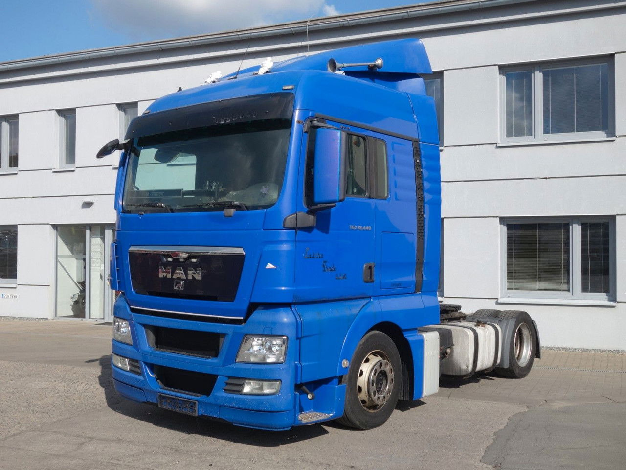 MAN TGX 18.440 XLX EEV LD - Vilcējs: foto 2 MAN TGX 18.440 XLX EEV LD - Vilcējs: foto 2
