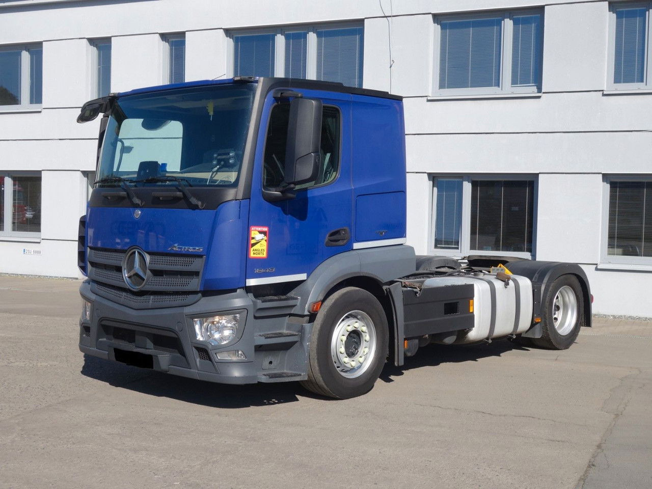 Mercedes-Benz Actros 1843 Lsnrl LD, Retarder, Navi, 9 Stk. - Vilcējs: foto 5 Mercedes-Benz Actros 1843 Lsnrl LD, Retarder, Navi, 9 Stk. - Vilcējs: foto 5