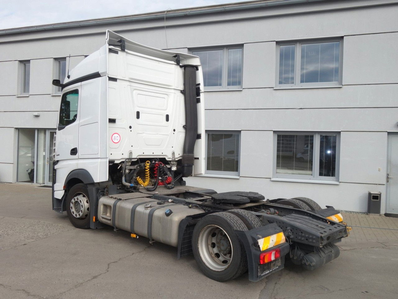 Mercedes-Benz Actros 1845 LD BIG Space MirrorCam līzingu Mercedes-Benz Actros 1845 LD BIG Space MirrorCam: foto 6 Mercedes-Benz Actros 1845 LD BIG Space MirrorCam līzingu Mercedes-Benz Actros 1845 LD BIG Space MirrorCam: foto 6