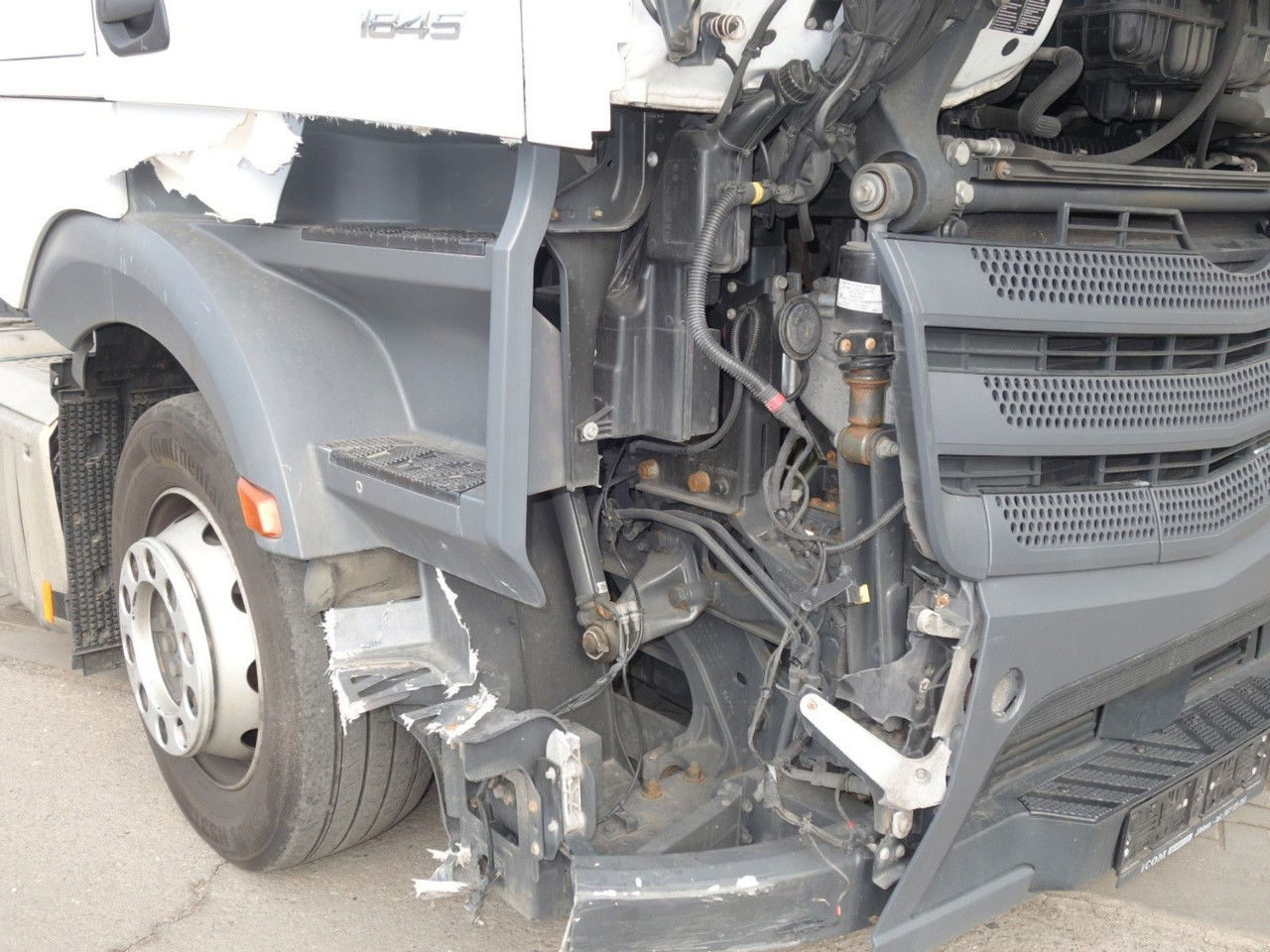 Mercedes-Benz Actros 1845 LD BIG Space MirrorCam - Vilcējs: foto 5 Mercedes-Benz Actros 1845 LD BIG Space MirrorCam - Vilcējs: foto 5