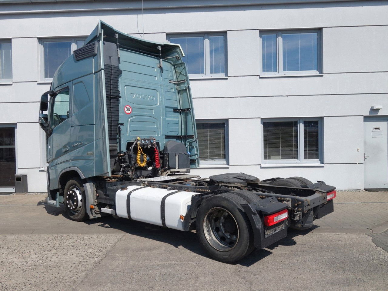 Volvo FH 500 LD - Vilcējs: foto 4 Volvo FH 500 LD - Vilcējs: foto 4