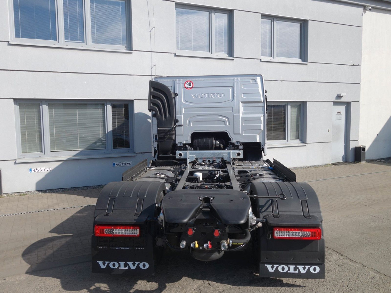 Volvo FM 13, 460 PS, Retarder , fur Euro Lohr Volvo FM 13, 460 PS, Retarder , fur Euro Lohr - Vilcējs: foto 5 Volvo FM 13, 460 PS, Retarder , fur Euro Lohr Volvo FM 13, 460 PS, Retarder , fur Euro Lohr - Vilcējs: foto 5