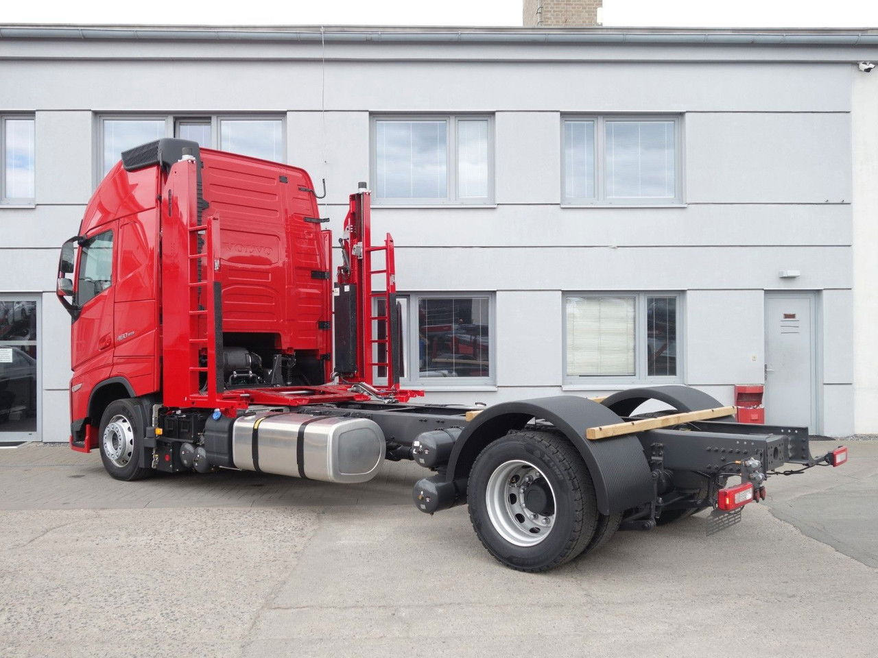 Volvo FH 13 XL 460 TC Neue fur Kassbohrer,Rolfo, Rimo - Šasija kravas automašīna: foto 4 Volvo FH 13 XL 460 TC Neue fur Kassbohrer,Rolfo, Rimo - Šasija kravas automašīna: foto 4