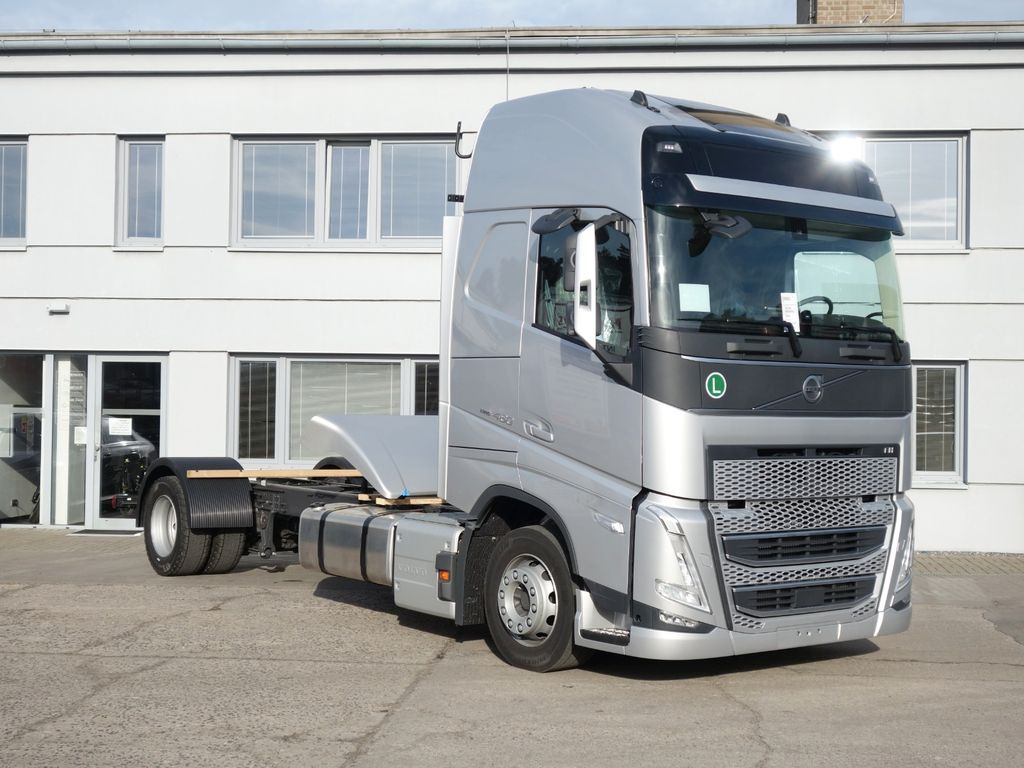Volvo FH 13 XL 460 Turbo Compound Neue - Kravas automašīna ar tentu: foto 2 Volvo FH 13 XL 460 Turbo Compound Neue - Kravas automašīna ar tentu: foto 2
