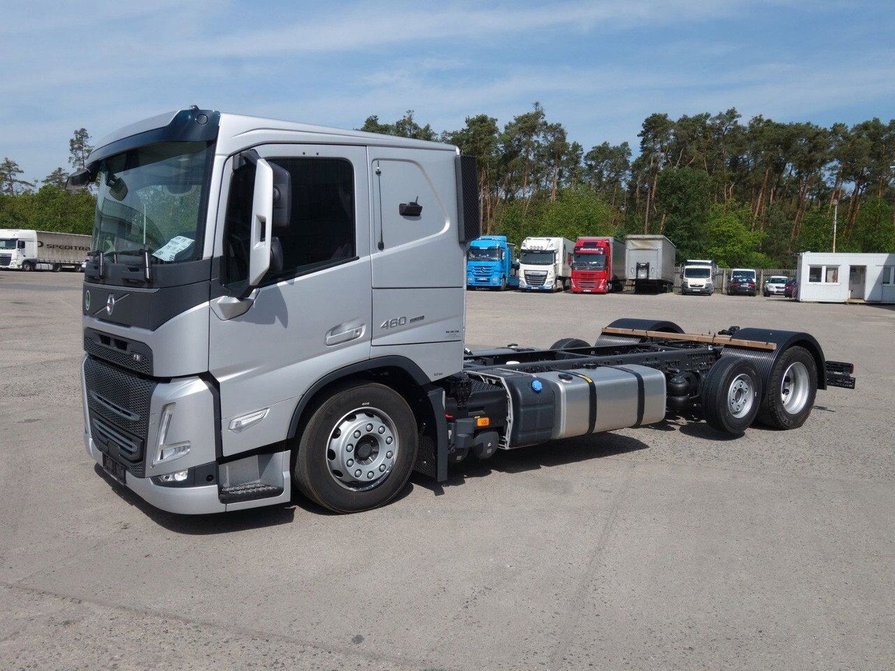 Volvo FM 460 FM13 6x2 Neue RTO , Kassbohrer, Rolfo, Rimo - Šasija kravas automašīna: foto 2 Volvo FM 460 FM13 6x2 Neue RTO , Kassbohrer, Rolfo, Rimo - Šasija kravas automašīna: foto 2