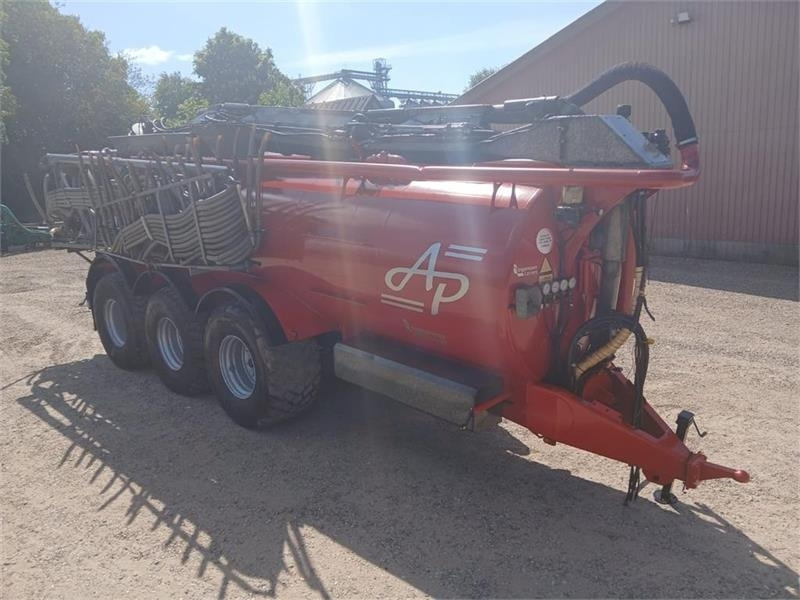 AP GV 25 m. 24 meter AP slangebom - Šķidrmēslu muca: foto 2 AP GV 25 m. 24 meter AP slangebom - Šķidrmēslu muca: foto 2