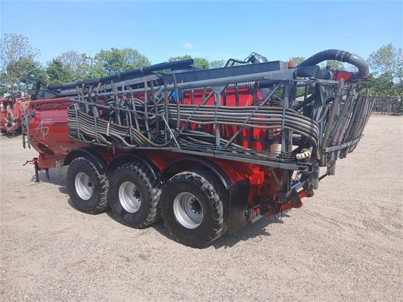 AP GV 25 m. 24 meter AP slangebom - Šķidrmēslu muca: foto 3 AP GV 25 m. 24 meter AP slangebom - Šķidrmēslu muca: foto 3