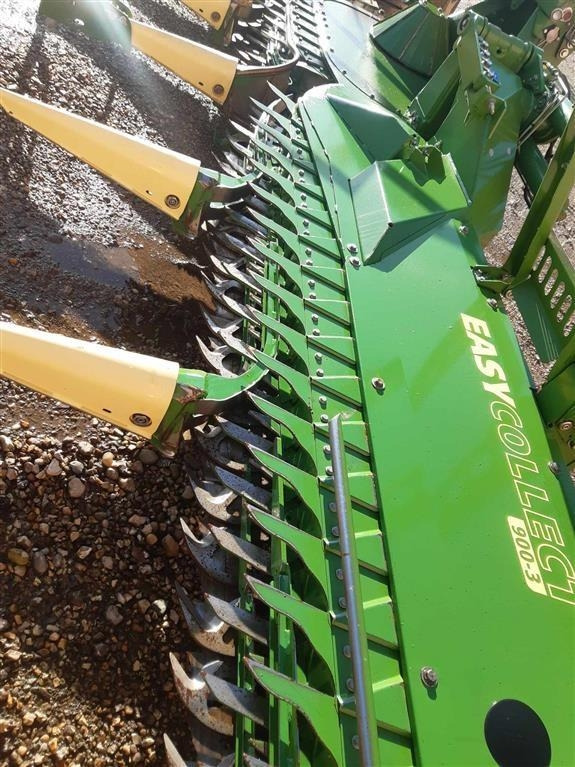 Krone Easy Collect 900 - Siena sagatavošanas tehnika: foto 4 Krone Easy Collect 900 - Siena sagatavošanas tehnika: foto 4