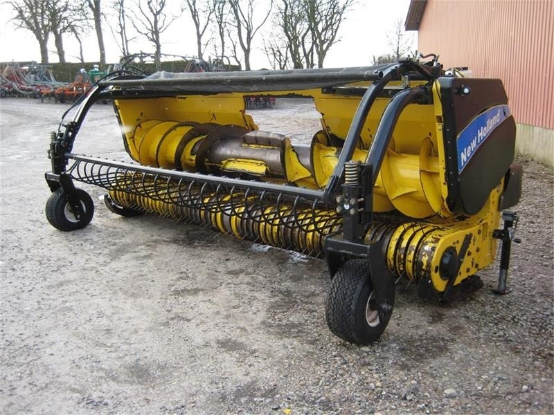New Holland 283 380 FPE græspickup - Siena sagatavošanas tehnika: foto 2 New Holland 283 380 FPE græspickup - Siena sagatavošanas tehnika: foto 2