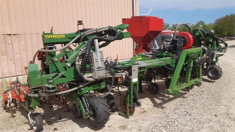 Thyregod TRV 12 - Augsnes apstrādes tehnika: foto 2 Thyregod TRV 12 - Augsnes apstrādes tehnika: foto 2