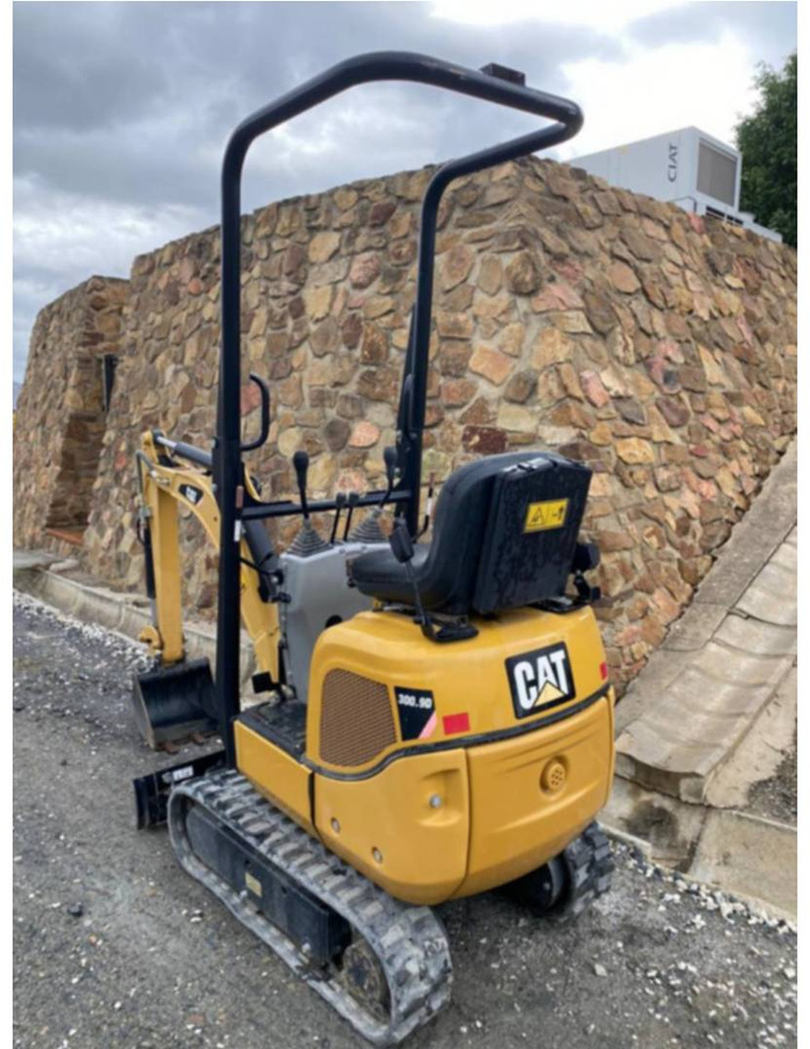 CAT 300.9D - Kāpurķēžu ekskavators: foto 1 CAT 300.9D - Kāpurķēžu ekskavators: foto 1