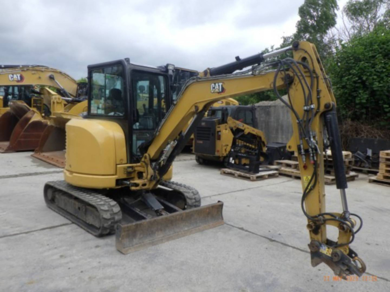 CAT 303.5E2CR - Kāpurķēžu ekskavators: foto 2 CAT 303.5E2CR - Kāpurķēžu ekskavators: foto 2