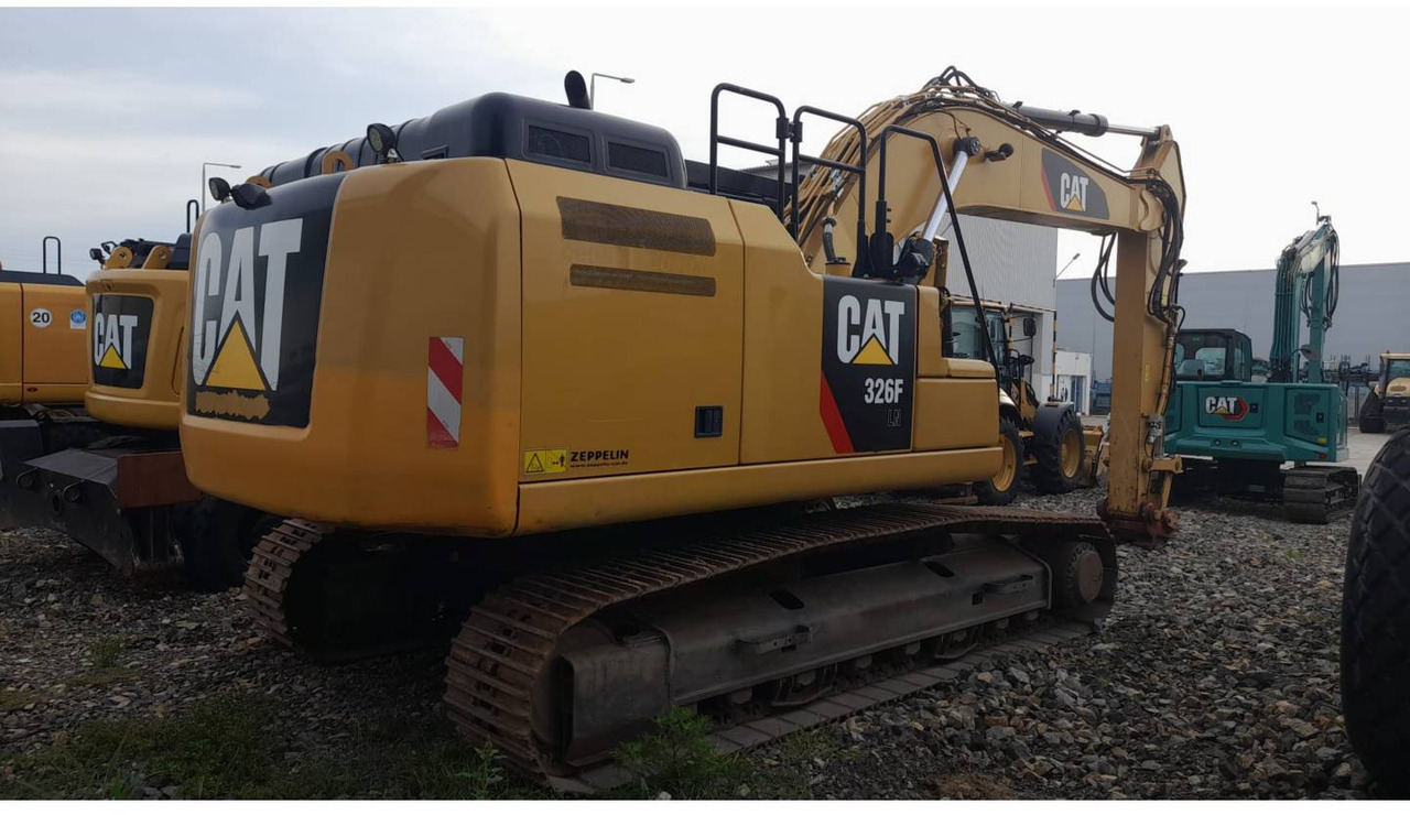 CAT 326FLN - Kāpurķēžu ekskavators: foto 3 CAT 326FLN - Kāpurķēžu ekskavators: foto 3