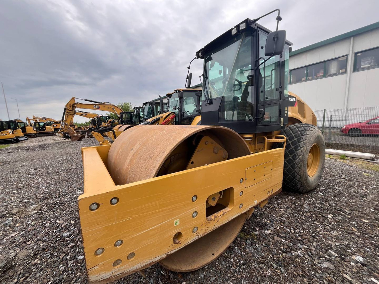 CAT CS64B - Vibrorullis: foto 1 CAT CS64B - Vibrorullis: foto 1
