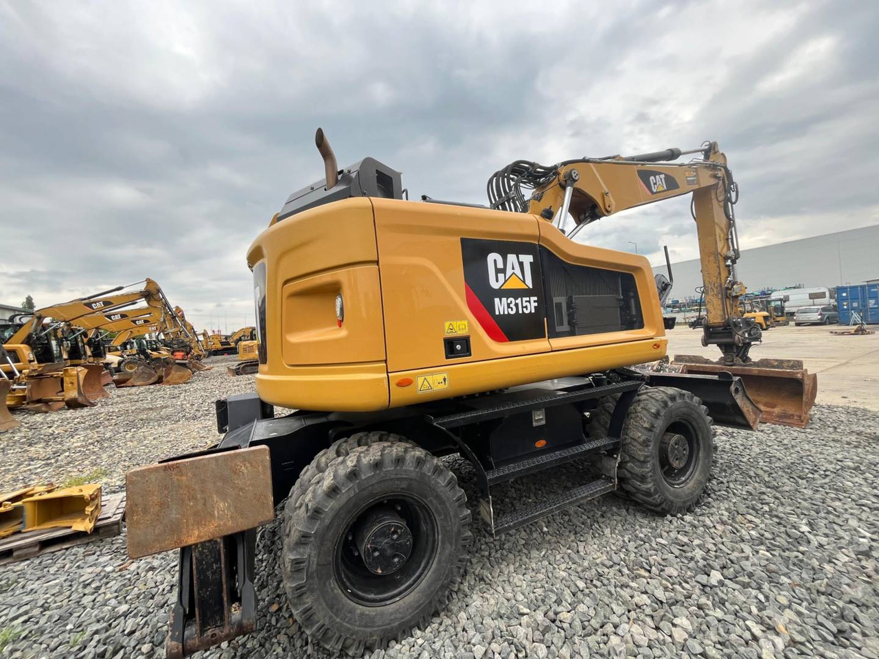 CAT M315F - Riteņu ekskavators: foto 3 CAT M315F - Riteņu ekskavators: foto 3
