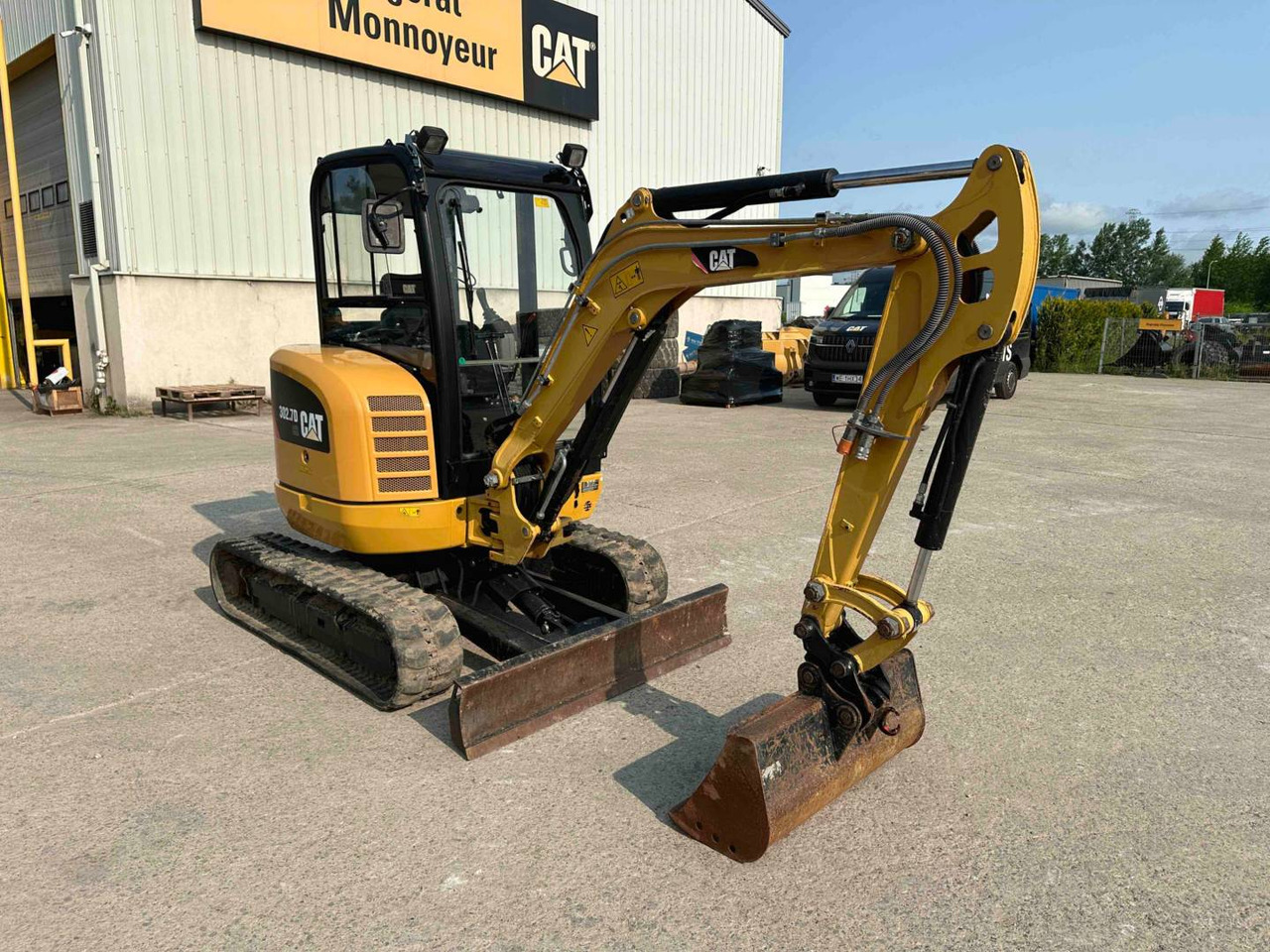 CAT 302.7DCR - Kāpurķēžu ekskavators: foto 2 CAT 302.7DCR - Kāpurķēžu ekskavators: foto 2