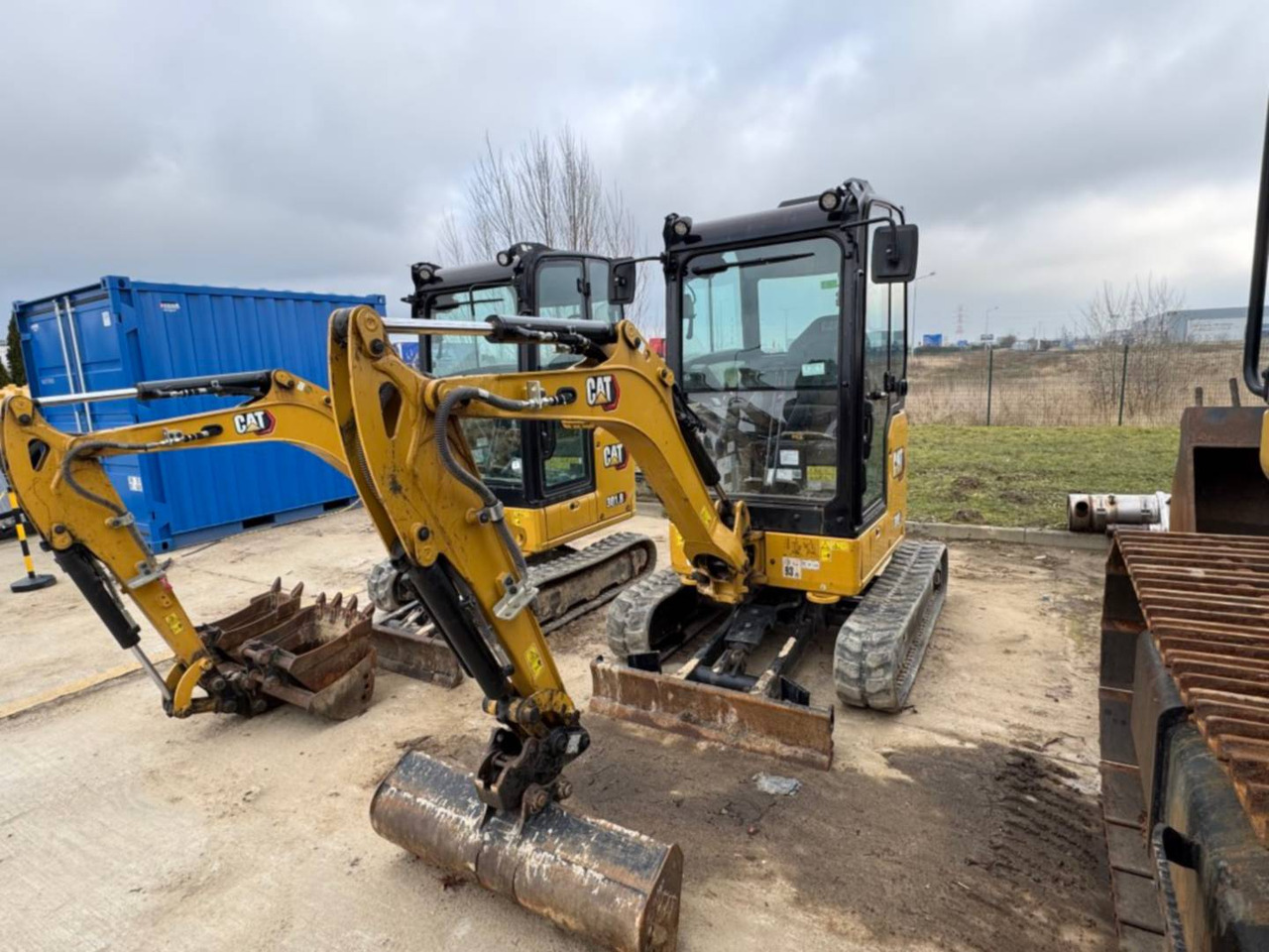 CAT 302CR - Kāpurķēžu ekskavators: foto 1 CAT 302CR - Kāpurķēžu ekskavators: foto 1
