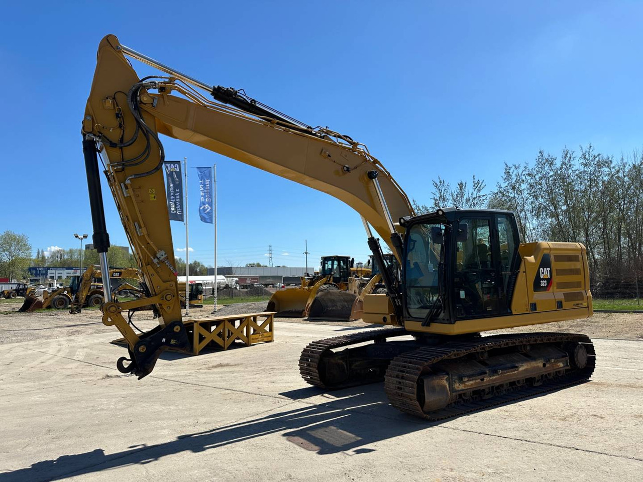 CAT 323 - Kāpurķēžu ekskavators: foto 1 CAT 323 - Kāpurķēžu ekskavators: foto 1