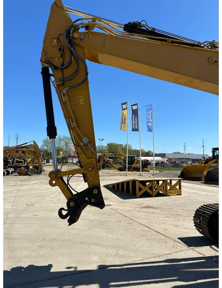 Kāpurķēžu ekskavators CAT 323: foto 21