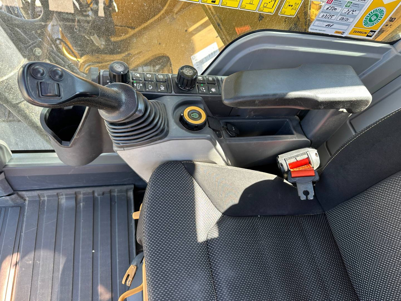 Kāpurķēžu ekskavators CAT 323: foto 11
