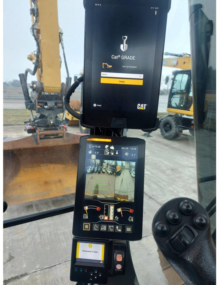 CAT 323 - Kāpurķēžu ekskavators: foto 5 CAT 323 - Kāpurķēžu ekskavators: foto 5