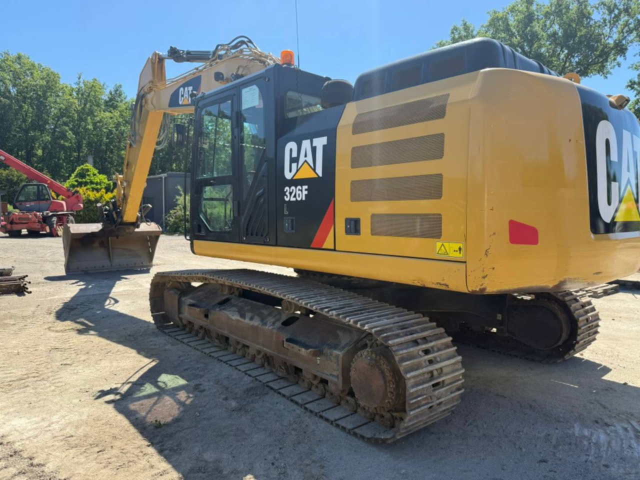 CAT 326FL - Kāpurķēžu ekskavators: foto 4 CAT 326FL - Kāpurķēžu ekskavators: foto 4