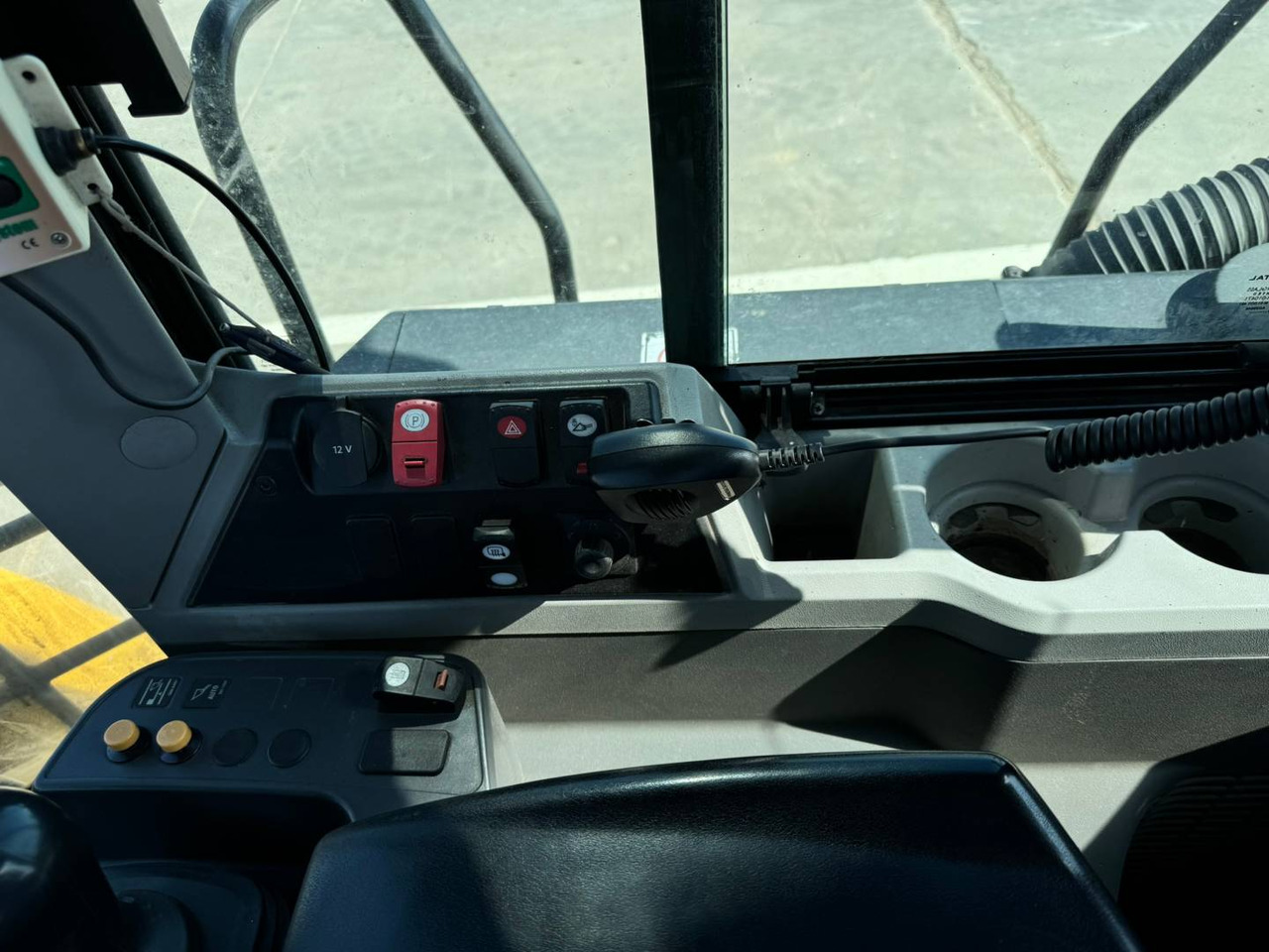 Riteņu iekrāvējs CAT 962M: foto 32