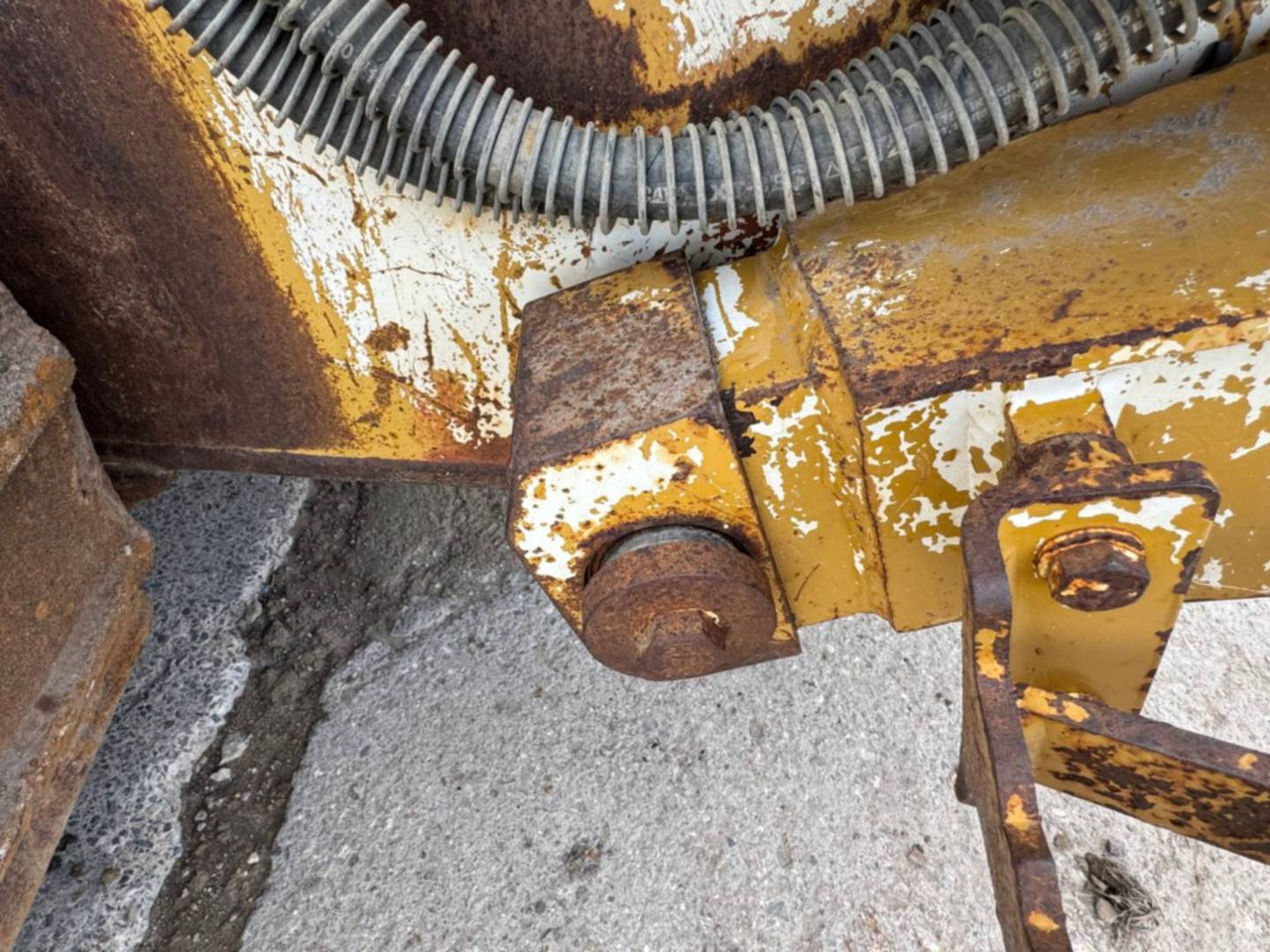 Kāpurķēžu iekrāvējs CAT 963C: foto 28