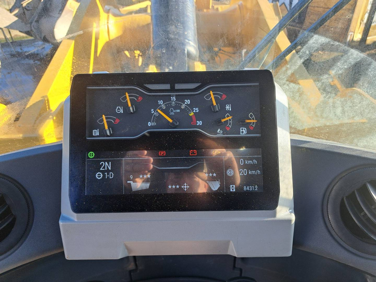 CAT 972 - Riteņu iekrāvējs: foto 5 CAT 972 - Riteņu iekrāvējs: foto 5