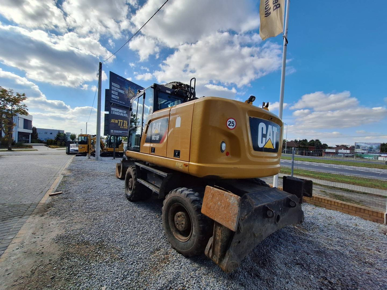 CAT M318F - Riteņu ekskavators: foto 4 CAT M318F - Riteņu ekskavators: foto 4