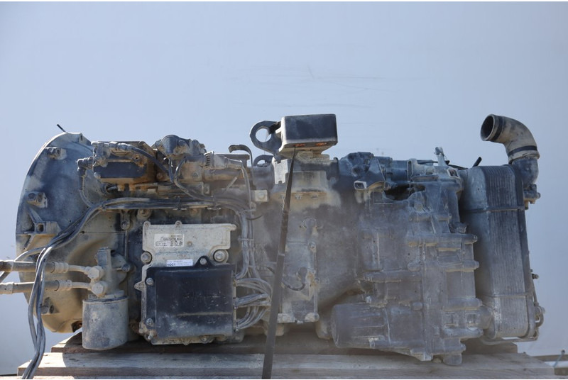 MAN 12 + 2GZ 2700DD+RET 81.32004-518 - Pārnesumkārba - Kravas automašīna: foto 1 MAN 12 + 2GZ 2700DD+RET 81.32004-518 - Pārnesumkārba - Kravas automašīna: foto 1