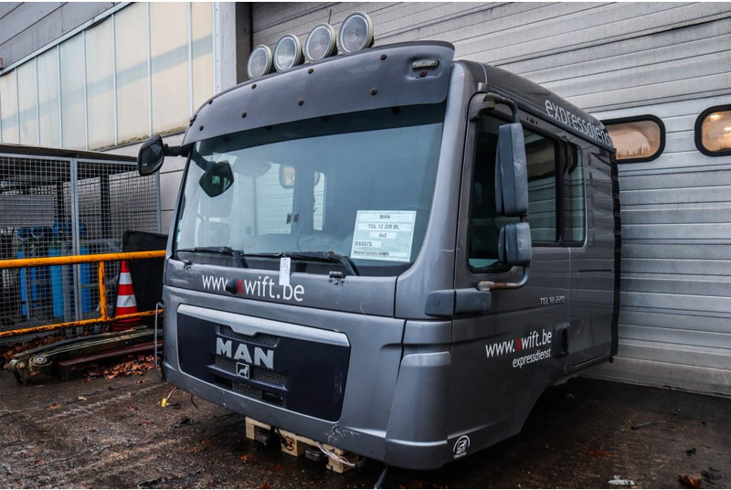 MAN F99L34 TGL - Kabīne un interjers - Kravas automašīna: foto 2 MAN F99L34 TGL - Kabīne un interjers - Kravas automašīna: foto 2