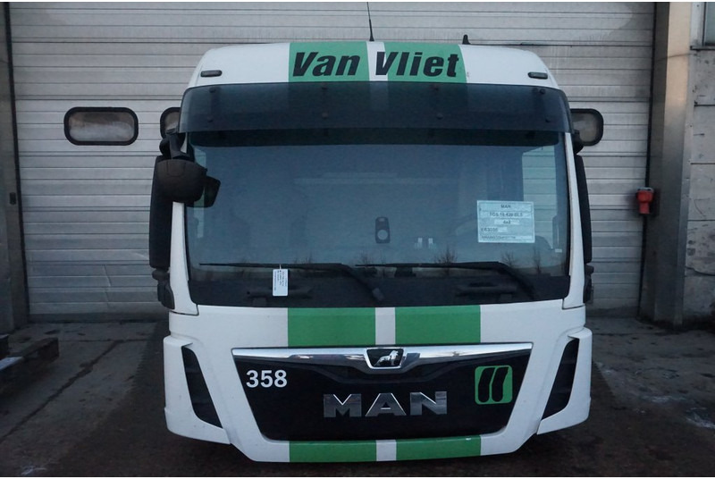 MAN F99L39 TGS - Kabīne un interjers - Kravas automašīna: foto 1 MAN F99L39 TGS - Kabīne un interjers - Kravas automašīna: foto 1