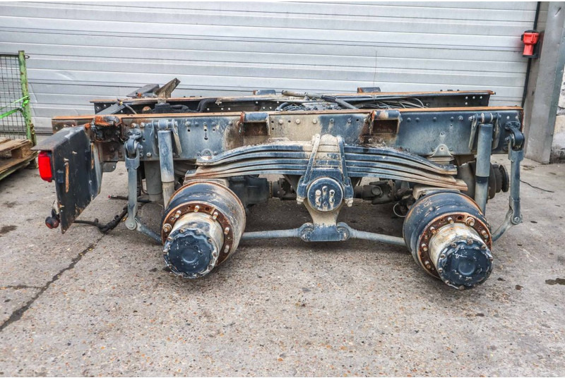 MAN TANDEM TGS 28/21 IP=3.0 ZWAAR - Aizmugurējā ass - Kravas automašīna: foto 4 MAN TANDEM TGS 28/21 IP=3.0 ZWAAR - Aizmugurējā ass - Kravas automašīna: foto 4