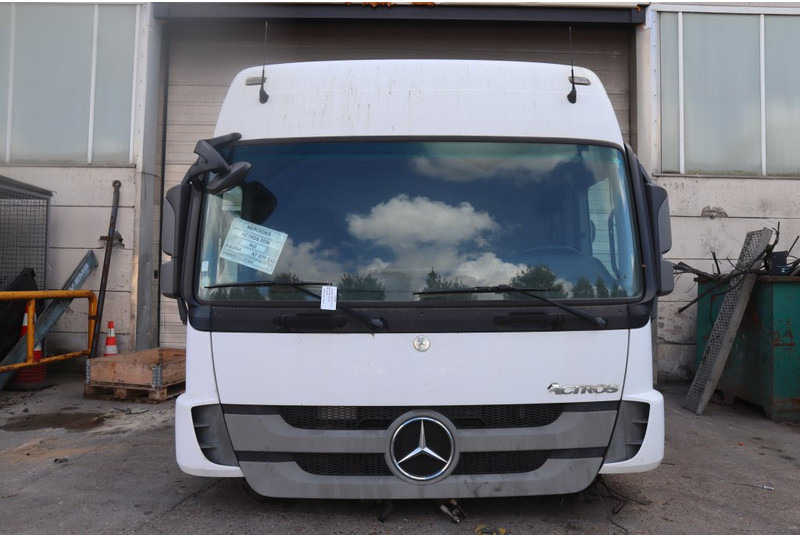 Mercedes-Benz ACTROS F04 MP3 - Kabīne un interjers - Kravas automašīna: foto 1 Mercedes-Benz ACTROS F04 MP3 - Kabīne un interjers - Kravas automašīna: foto 1
