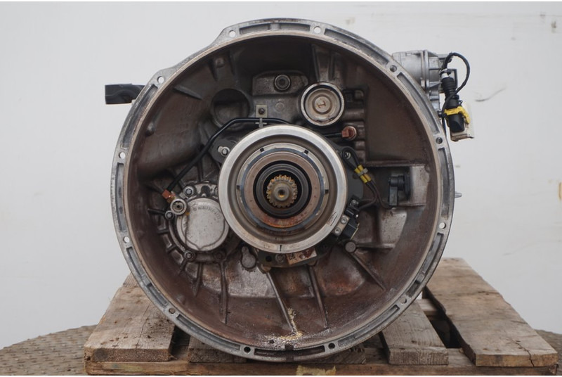 Mercedes-Benz G330-12KL + VOITH - Pārnesumkārba - Kravas automašīna: foto 2 Mercedes-Benz G330-12KL + VOITH - Pārnesumkārba - Kravas automašīna: foto 2