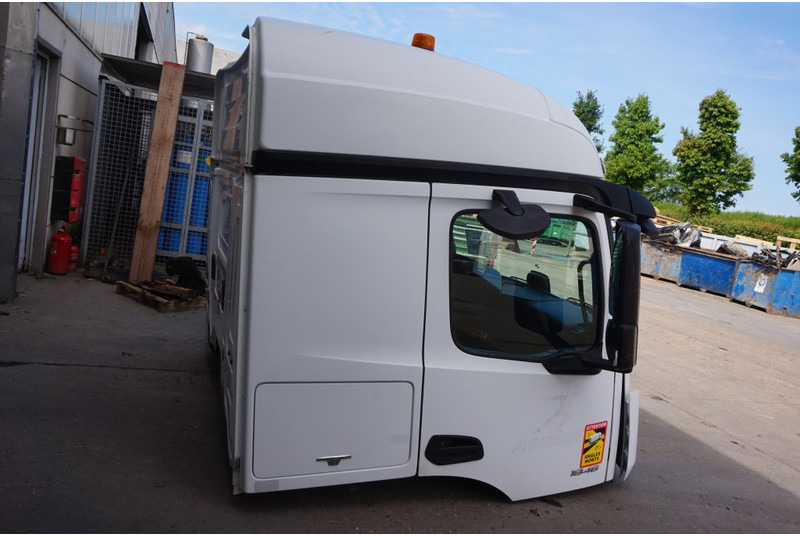 Mercedes-Benz L-STREAMSPACE 2.3MM 320 TUNNEL - Kabīne un interjers - Kravas automašīna: foto 3 Mercedes-Benz L-STREAMSPACE 2.3MM 320 TUNNEL - Kabīne un interjers - Kravas automašīna: foto 3