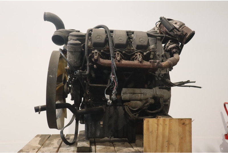 Mercedes-Benz OM501LA EURO3 410PS - Dzinējs - Kravas automašīna: foto 3 Mercedes-Benz OM501LA EURO3 410PS - Dzinējs - Kravas automašīna: foto 3