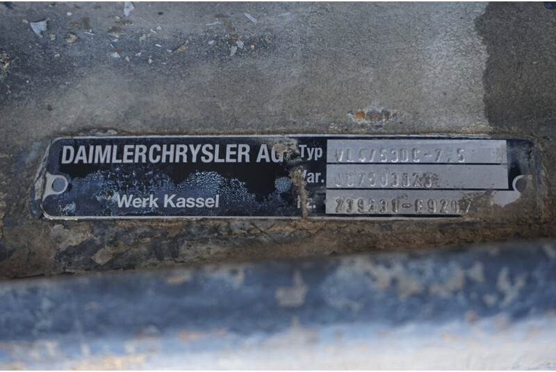 Mercedes-Benz VL4/53DC-7.5 - Priekšējā ass - Kravas automašīna: foto 2 Mercedes-Benz VL4/53DC-7.5 - Priekšējā ass - Kravas automašīna: foto 2