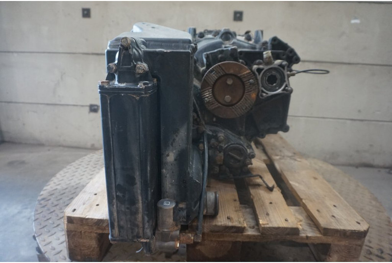ZF 12AS2131DD+INT 81.32003-6883 - Pārnesumkārba - Kravas automašīna: foto 4 ZF 12AS2131DD+INT 81.32003-6883 - Pārnesumkārba - Kravas automašīna: foto 4
