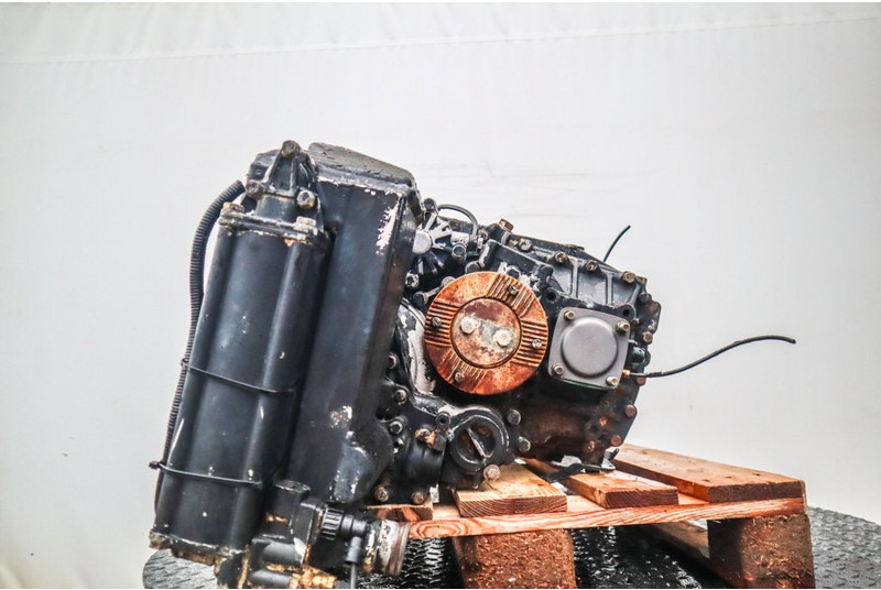 ZF 16S2221TO+INT 81.32003-6675 - Pārnesumkārba - Kravas automašīna: foto 4 ZF 16S2221TO+INT 81.32003-6675 - Pārnesumkārba - Kravas automašīna: foto 4