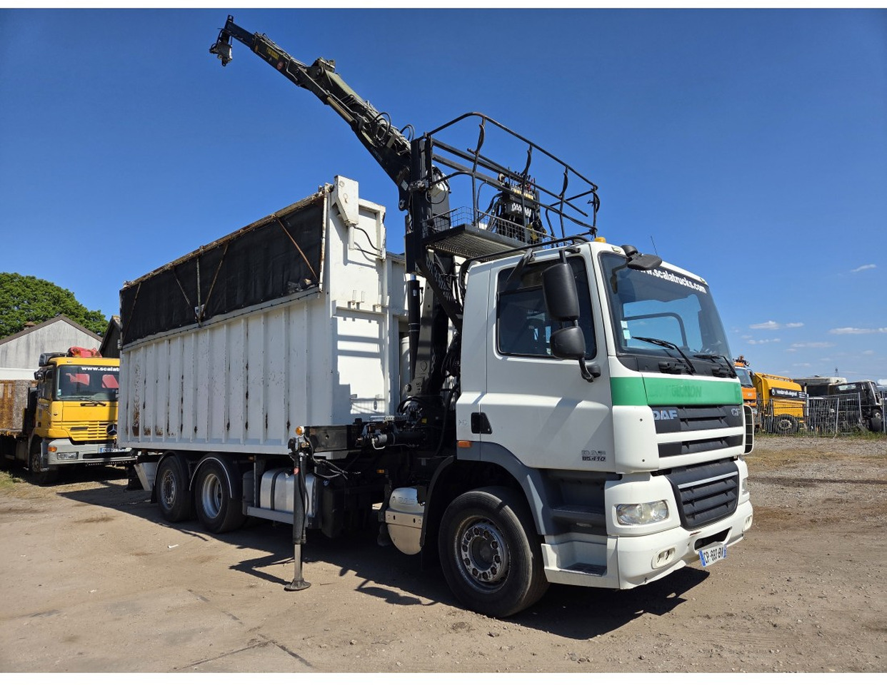 DAF CF85.410 6x2 steering axle lenk Tipper Crane HIAB J1320Z - Kravas automašīna pašizgāzējs, Kravas auto ar manipulatoru: foto 5 DAF CF85.410 6x2 steering axle lenk Tipper Crane HIAB J1320Z - Kravas automašīna pašizgāzējs, Kravas auto ar manipulatoru: foto 5