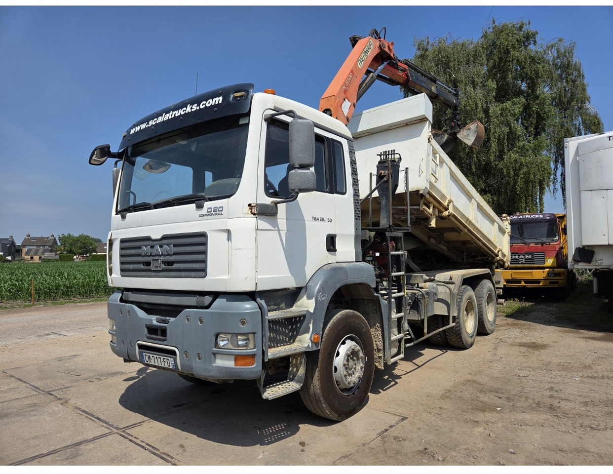 MAN TGA 26.350 6X4 BORDMATIC TIPPER CRANE PALFINGER PK15500 - Kravas automašīna pašizgāzējs, Kravas auto ar manipulatoru: foto 1 MAN TGA 26.350 6X4 BORDMATIC TIPPER CRANE PALFINGER PK15500 - Kravas automašīna pašizgāzējs, Kravas auto ar manipulatoru: foto 1