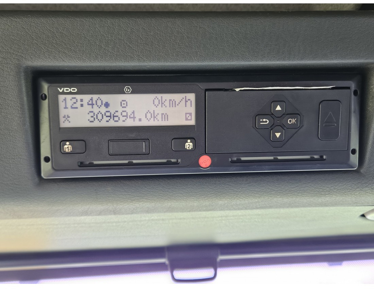 Kravas automašīna pašizgāzējs MAN TGA 33.360 TIPPER 3 SIDE CRANE PALFINGER 16502 *REMOTE CONTROL: foto 18 Kravas automašīna pašizgāzējs MAN TGA 33.360 TIPPER 3 SIDE CRANE PALFINGER 16502 *REMOTE CONTROL: foto 18