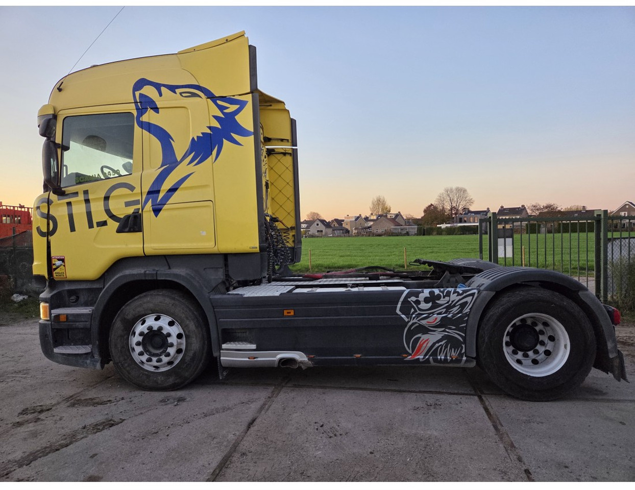 SCANIA R450 TRACTOR UNIT RETARDER STATIONARY AIR CONDITIONING HYDRAULIC Highline CR19 - Vilcējs: foto 5 SCANIA R450 TRACTOR UNIT RETARDER STATIONARY AIR CONDITIONING HYDRAULIC Highline CR19 - Vilcējs: foto 5